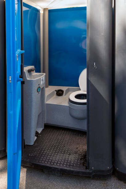 Porta potty delivery and setup in Statesville, NC
